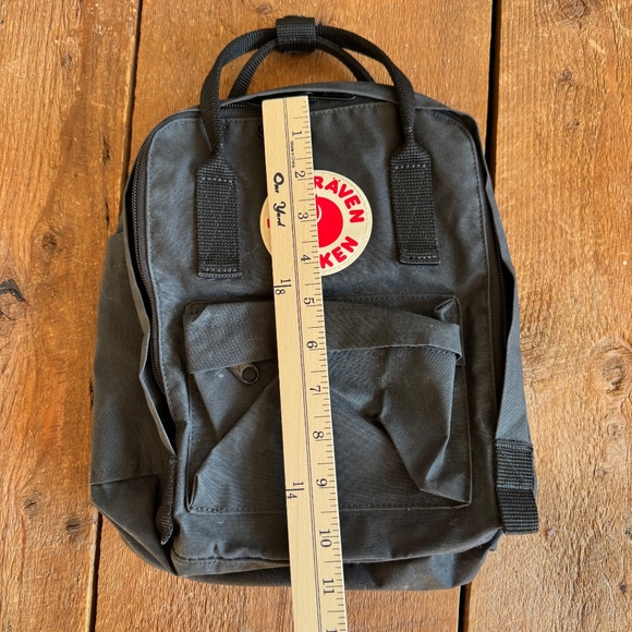 Fjallraven Kanken Mini Backpack Black - Picture 11 of 11